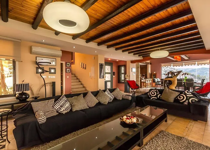 Oceania & Panorama Vilă