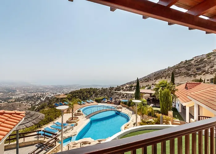 Oceania & Panorama Peyia