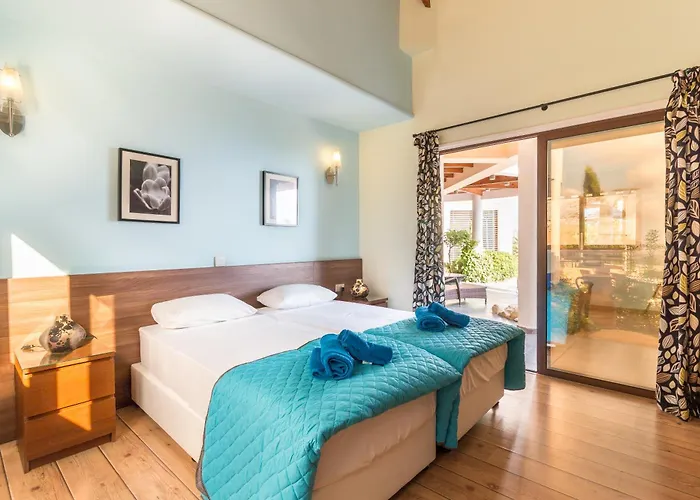 Oceania & Panorama Villa