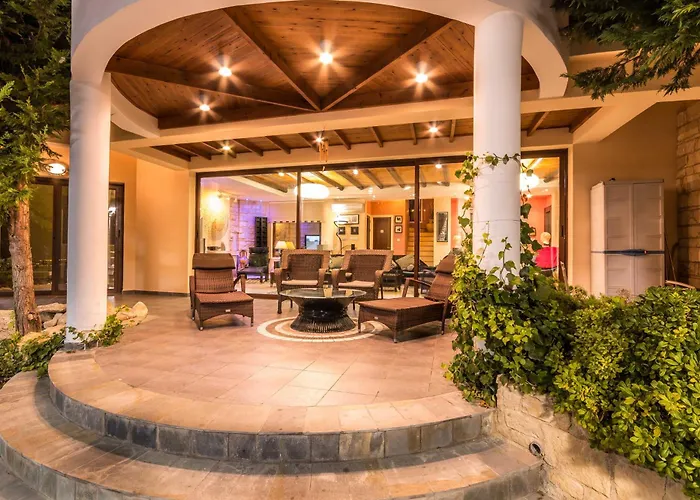 Villa Oceania & Panorama Peyia